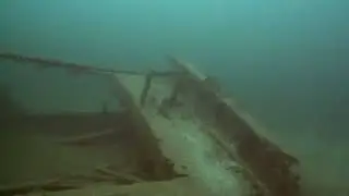 Diving the Maggie L shipwreck in the St. Lawrence River