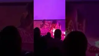 Devis Cabaret. Teatro Perform&aacute;tico.  Roxfly Universe