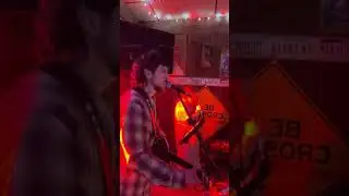 family tradition (hank williams jr cover) by mars daniels & skye robert berns live @ banjos 8/7/24