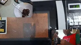 Baking a chocolate mug cake (microwave edition)