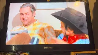Willy Wonka & the chocolate factory - Mike Teevee found 4th golden tickets