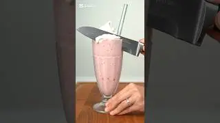 ASMR Milkshake Glass Cutting🥛🍓 #shorts
