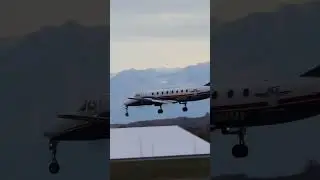 Посадка Ace Air Trainer 5 Beech 1900C на взлетно-посадочную полосу 33 Кенай-Анкоридж