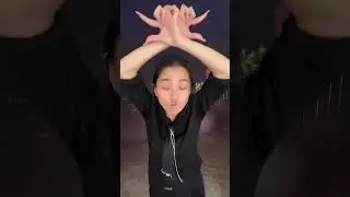 Birds Sway Finger Dance & Singing Performance  Expressive Hand Movement Art  Fengbao