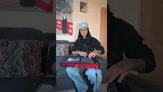 Crazy finger drumming with new MPCe pads - do you see - Gnarly