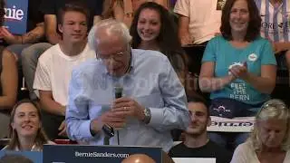 Bernie Sanders hosts ice cream social in New Hampshire