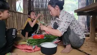 A single mother went alone to pick leaves to wrap cakes and encountered a bad guy.