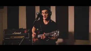 Grayson Moon - Just The Two Of Us (Buzzlounge Live Session)