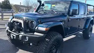 Jeep Gladiator Rubicon 2025 года от AEV, цвет Fathom Blue.