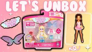 Light Fairy - Prom Queen Dress - Wings - Toy Unboxing - Royale High