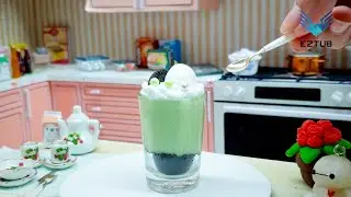 Experiment with Different Marshmallow Flavors: Crumble Oreo Marshmallow Green with Milk Jelly Recipe