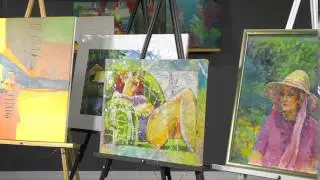 Thrifty Display Easel - Visual Commerce #1