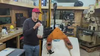 Shorty pallet jack