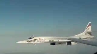 Amazing raw footage of Tu-160 launching cruise missile!