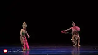 Tari Priyambada Mustakaweni
