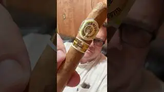 Macanudo Gold Label &ndash; First Smoke in The New Other Room | Connecticut Shade Perfection #shorts