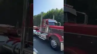 RYCO coming in hot🔥 #reels #trending #busy #peterbilt #semi #fullsend #follow #trucking #business