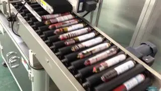 Sausage labeling machine