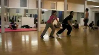 Breakdance lesson BGirl Sophie and Magdalena - LindnerCrew