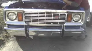 1978 Dodge D100 Custom - New Headers