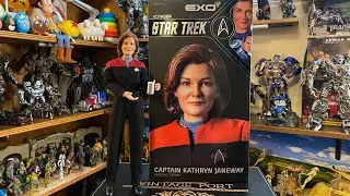 There&rsquo;s Coffee In That Nebula! Captain Kathryn Janeway EXO-6 Star Trek Figure Unboxing