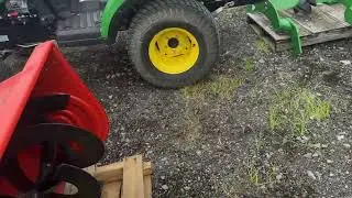 Lot 763: Ariens STE32 Walk Behind Blower