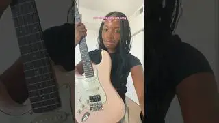 pink guitar unboxing 🩰🎀🙈 #guitar #electricguitar #unboxing #trending #guitarist