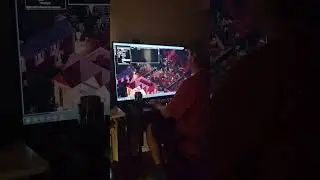 watching bro play project zomboid on my pc