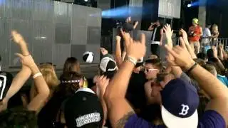DVBBS Live Crowd Surfing - Identity Festival 2012(Boston)