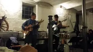 Bees Denäwe - Ebbelwoi Song
