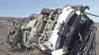 27 miners killed after bus falls into ravine in S Peru