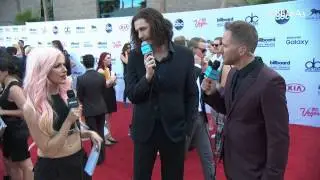 Hozier Red Carpet Interview - BBMA 2015