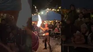 Feuershow Westpark M&uuml;nchen: Gans am Wasser Highlight!