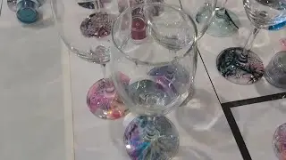 Bottom glass Bloom Pour | Easy Acrylic Pour Tutorial 