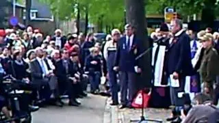monument voor 5de divisie canadese leger en zijn commadant generaal Hoffmeister
