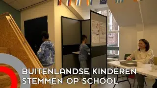 Buitenlandse kinderen stemmen op school