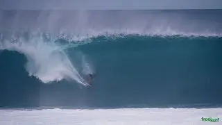 Tube of the Week / Eala Stewart, DaHui Backdoor Shootout - Freesurf Magazine