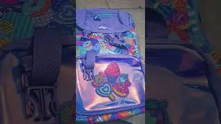tas smiggle