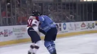 VIDEO: Rivermen Mike Economos fights PEN Phil Bushbacher