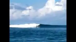 Surfing in Talos Island 2007