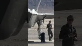Tempest Fighter Fires DragonFire Laser in Stunning Test!