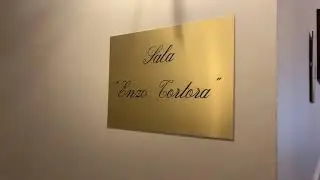 Nello Studio Lipera a Catania c&rsquo;&egrave; una sala intitolata &ldquo;ENZO TORTORA&rdquo;