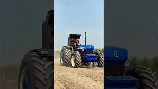 4&times;4 New Holland Se Rohit Bhai Ne Stunt kar diya 😱❤️ #youtubeshorts #shortsvideo #shorts #vlogger