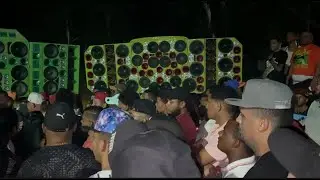 CHIPEO LA DIABLA  DE MANURY MUSIC  VS LA PITUFA DE  TITI MUSIC Y MAS