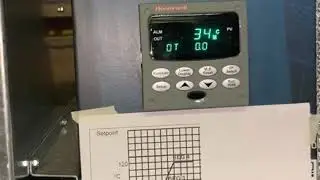 Programación de perfiles de temperatura de control Honeywell UDC2500