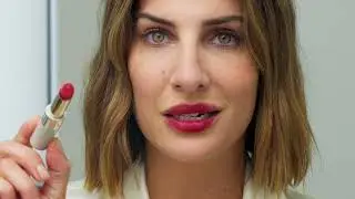 Как получить современный красный оттенок губ с помощью помады Red-y Lip Duo