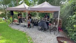 TWWB performing Pinball Wizard_Substitute (The Who cover) at Coverbridge Inn 03/08/25