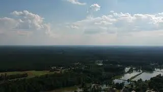 |Krajobraz z lotu ptaka nad kamieniołomem w Łysakowie|