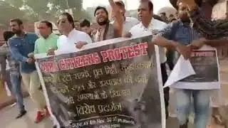Meeran Haider protesting against DElhi government