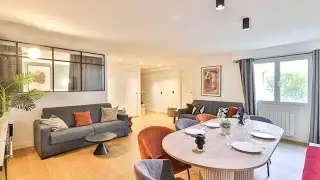 Comfort  Design for 10p - 5min from the Marais | Paris, France | Hotel Review 🌟